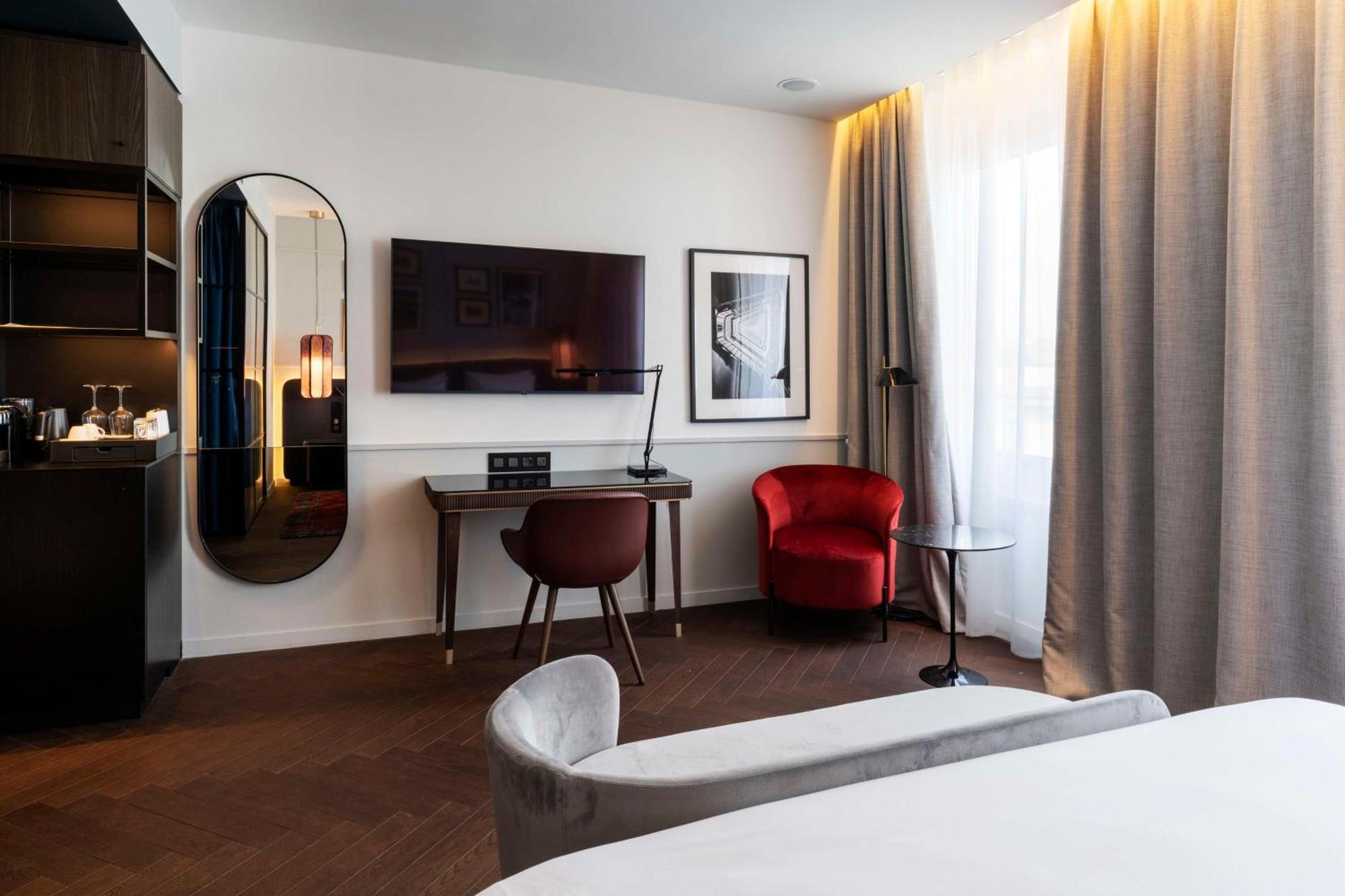 Radisson Collection Hotel, Santa Sofia 5* Milán